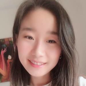 Meet your Posher, Lucy